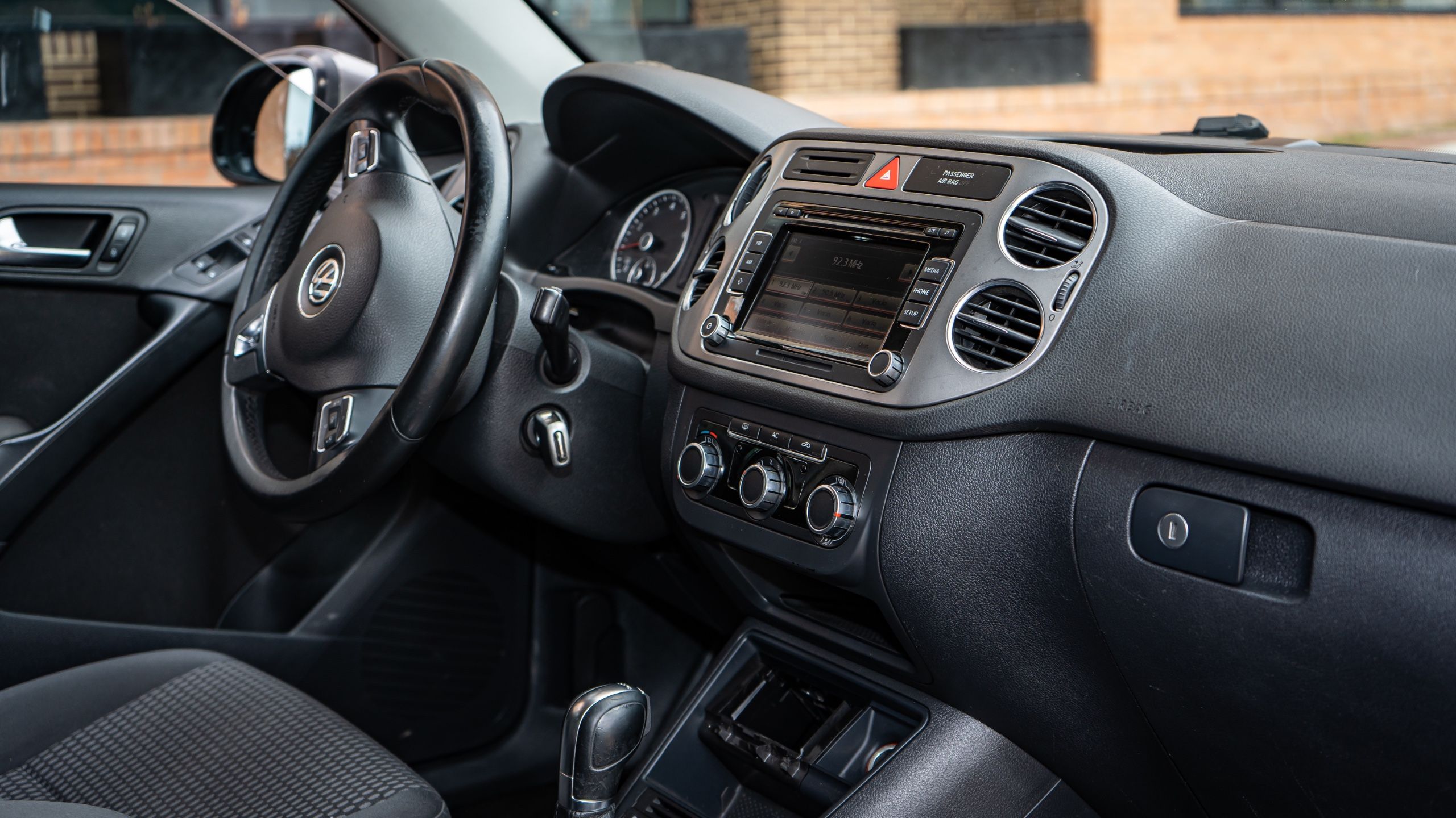 Volkswagen Tiguan  2011