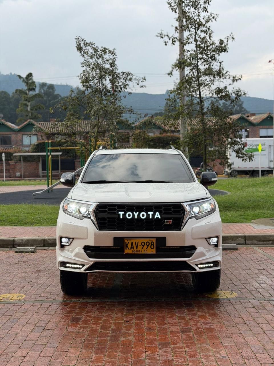 Toyota VX 2010