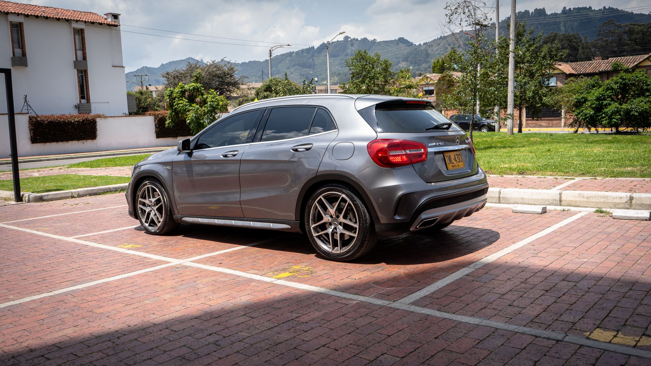 Mercedes Benz Gla 45 AMG 2016