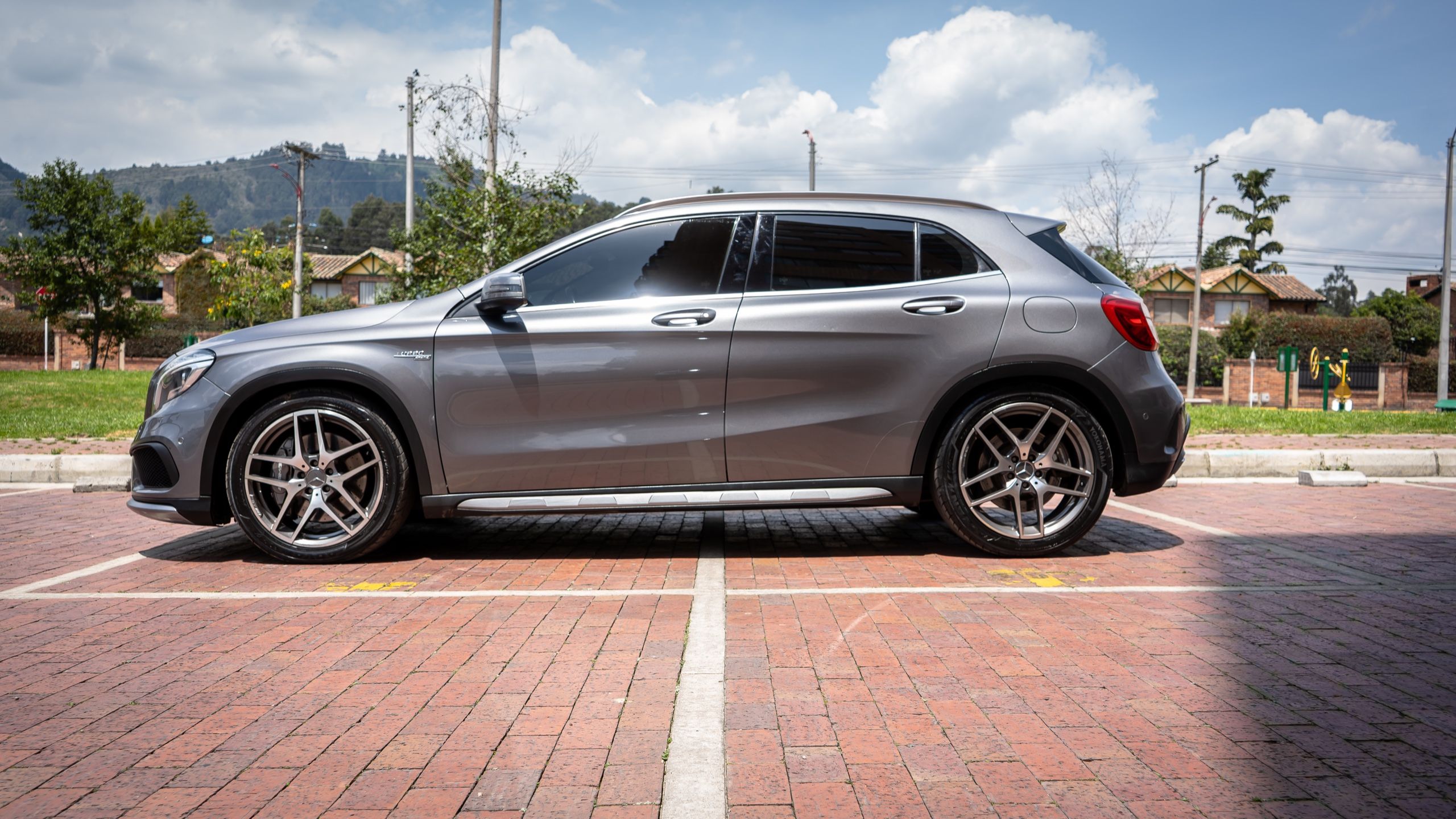 Mercedes Benz Gla 45 AMG 2016