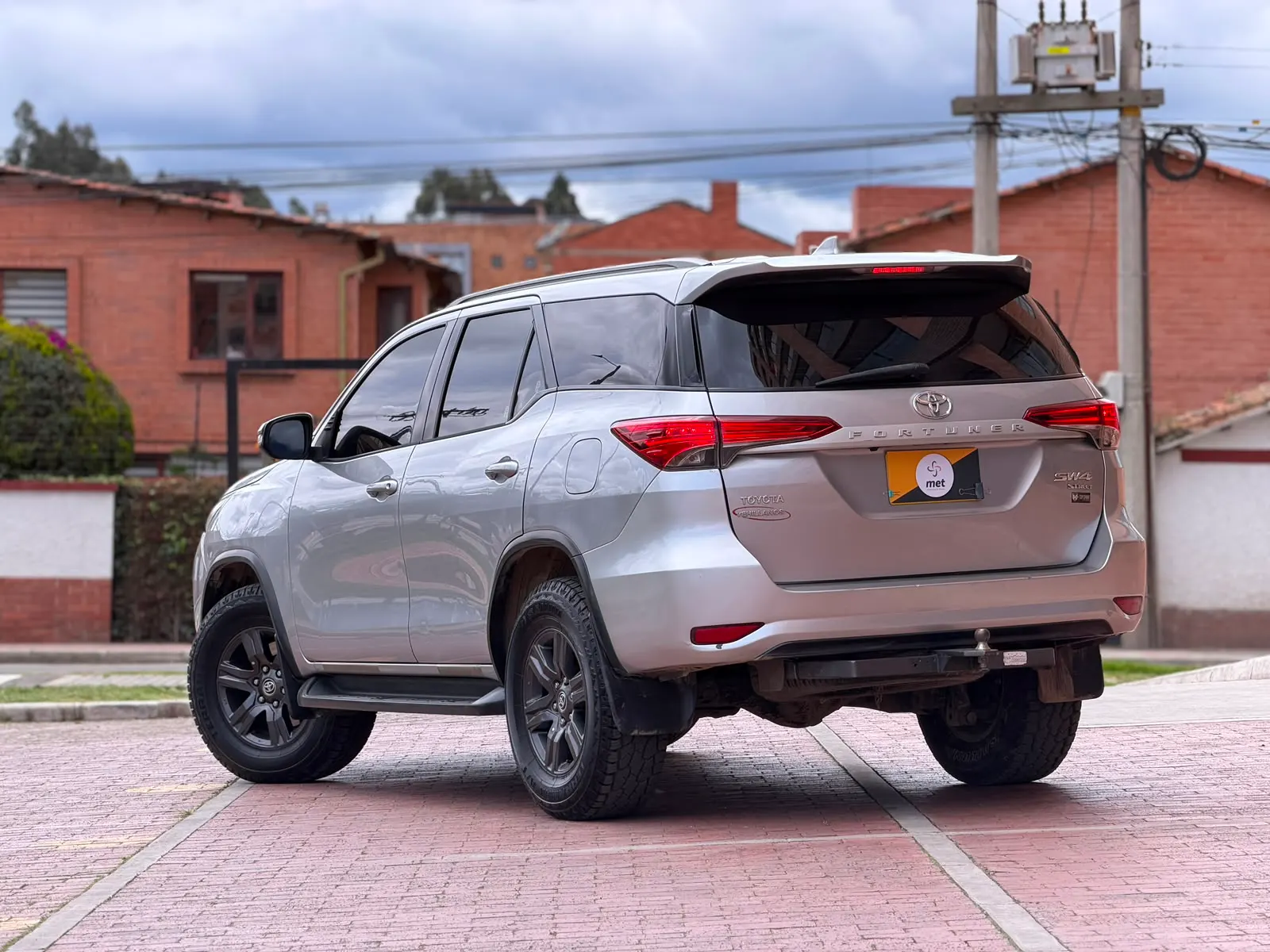 Toyota FORTUNER 2.7 4X2 2017