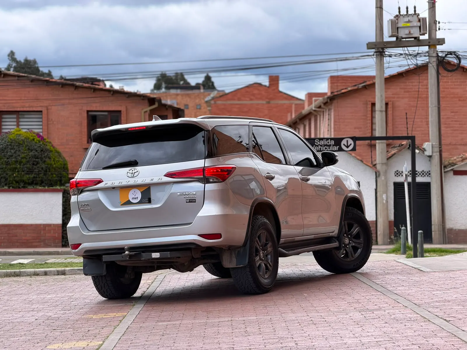 Toyota FORTUNER 2.7 4X2 2017