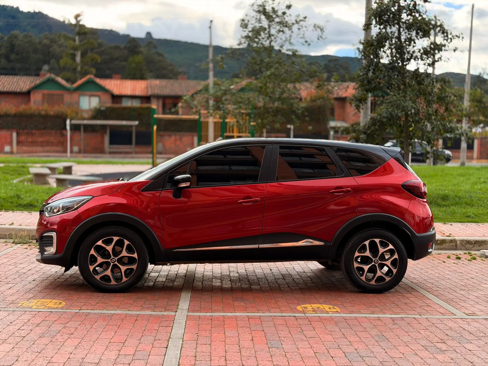 Renault  Capture 2018