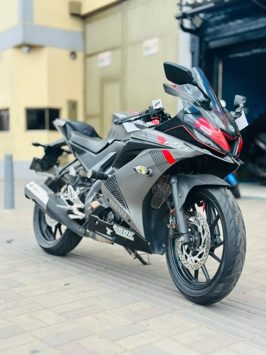 Yamaha R15 2023