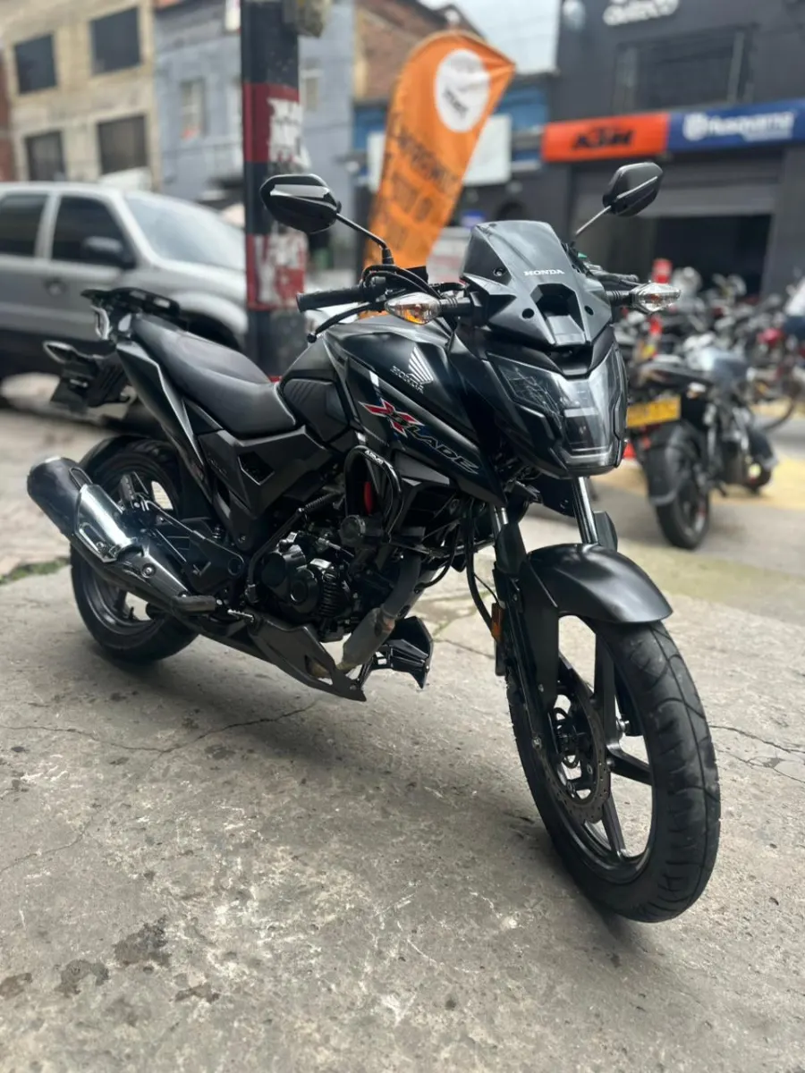 2024 Honda Xblade Usada | Bogotá — imagen 4