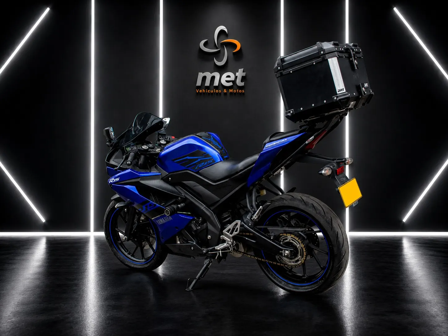 Yamaha R15 2023