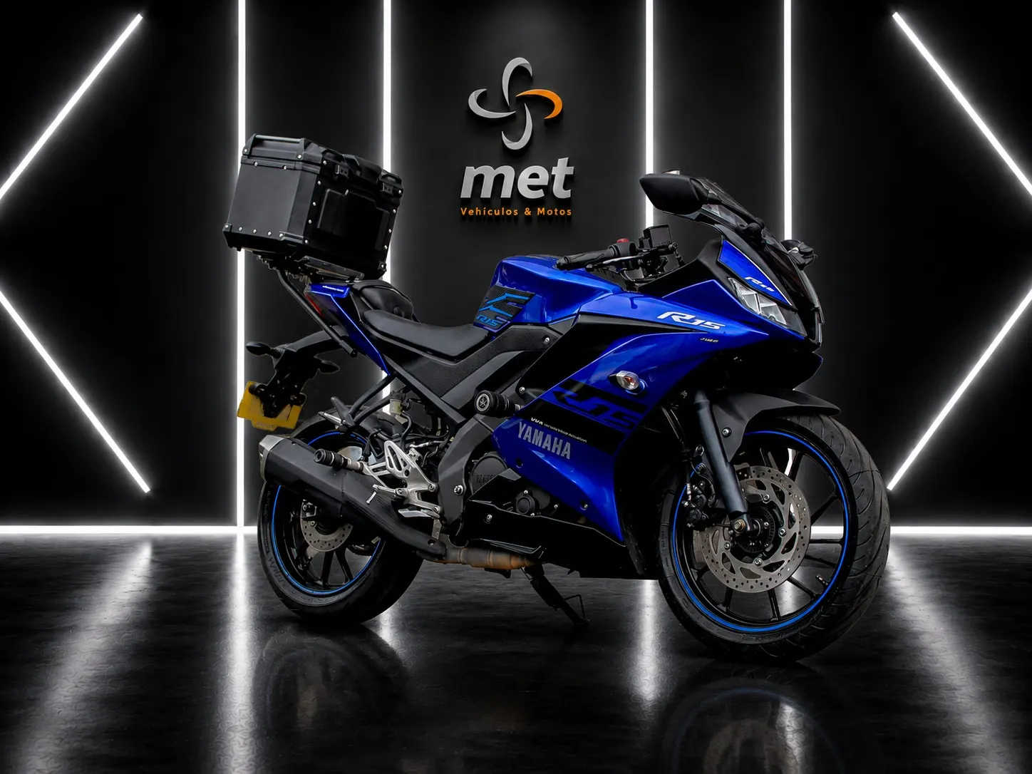 Yamaha R15 2023