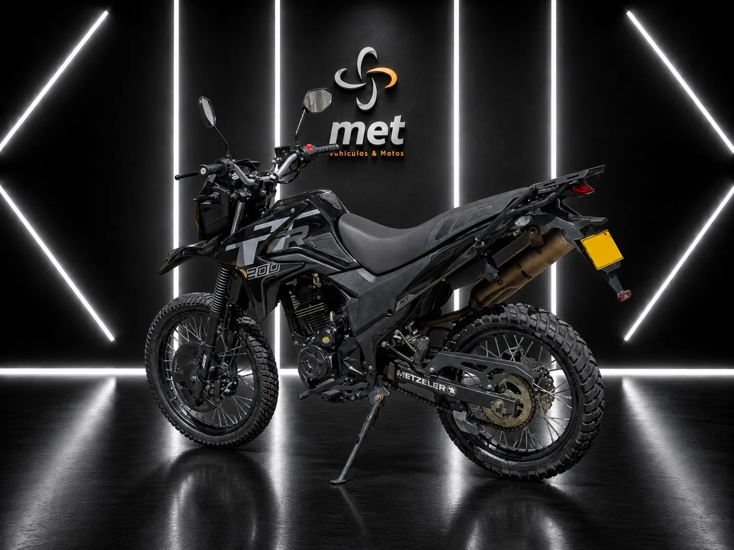 AKT AK 200 TTR EIII 2026