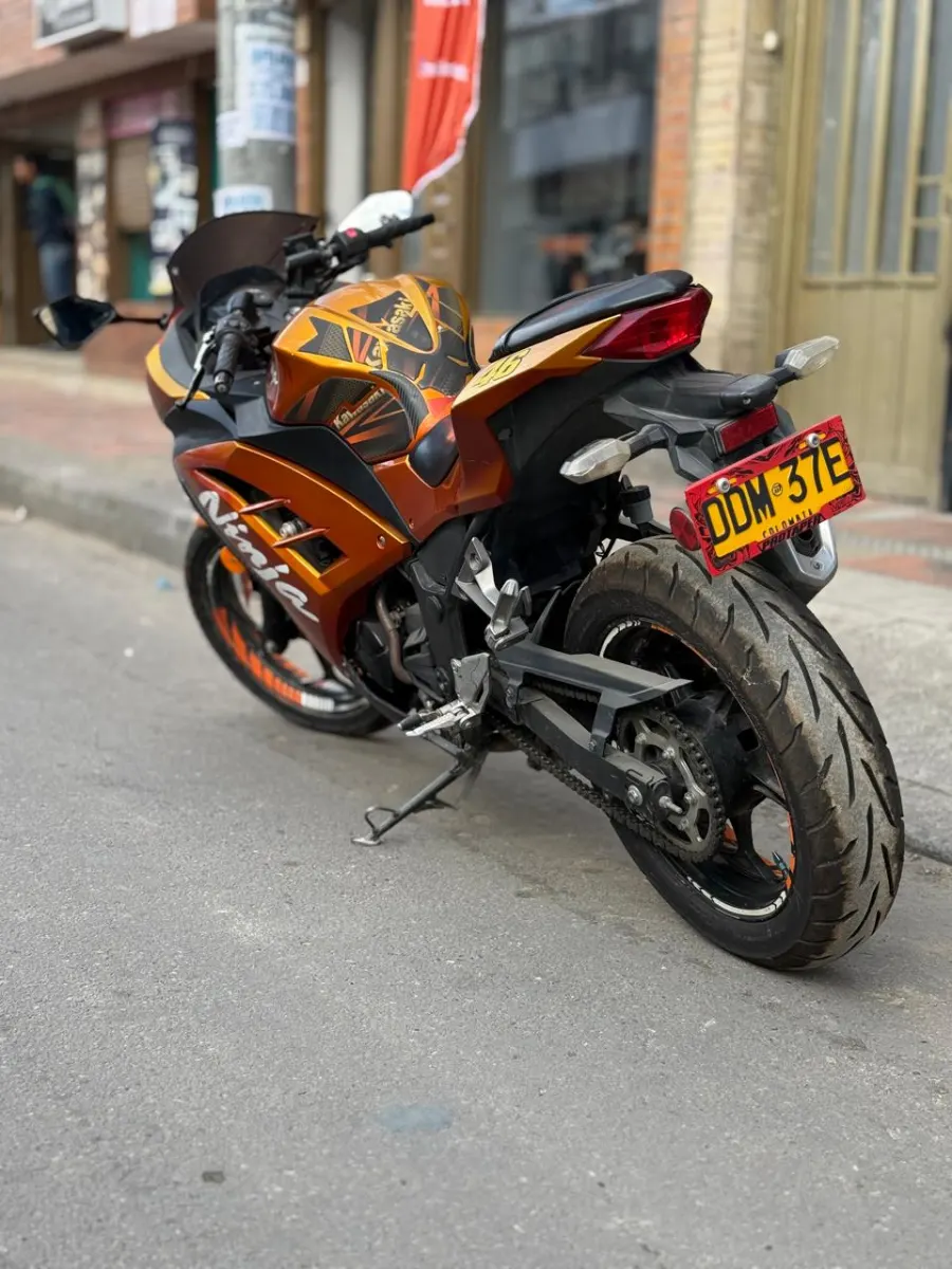 2017 Kawasaki EX 250 Usada |Chia — imagen 6