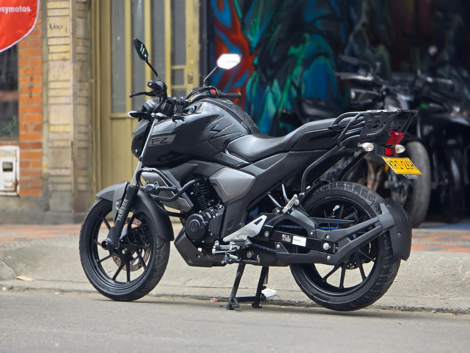 2025 Yamaha FZN 150A FZ15 Usada | Chia — imagen 4
