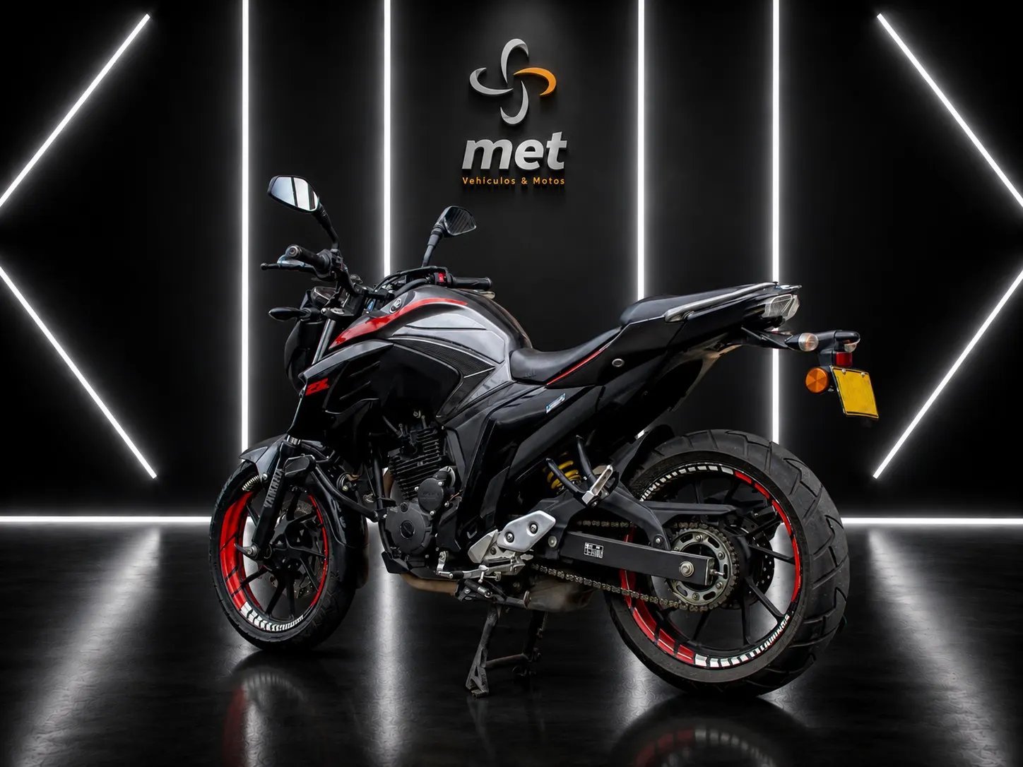Yamaha FZ 250 2021