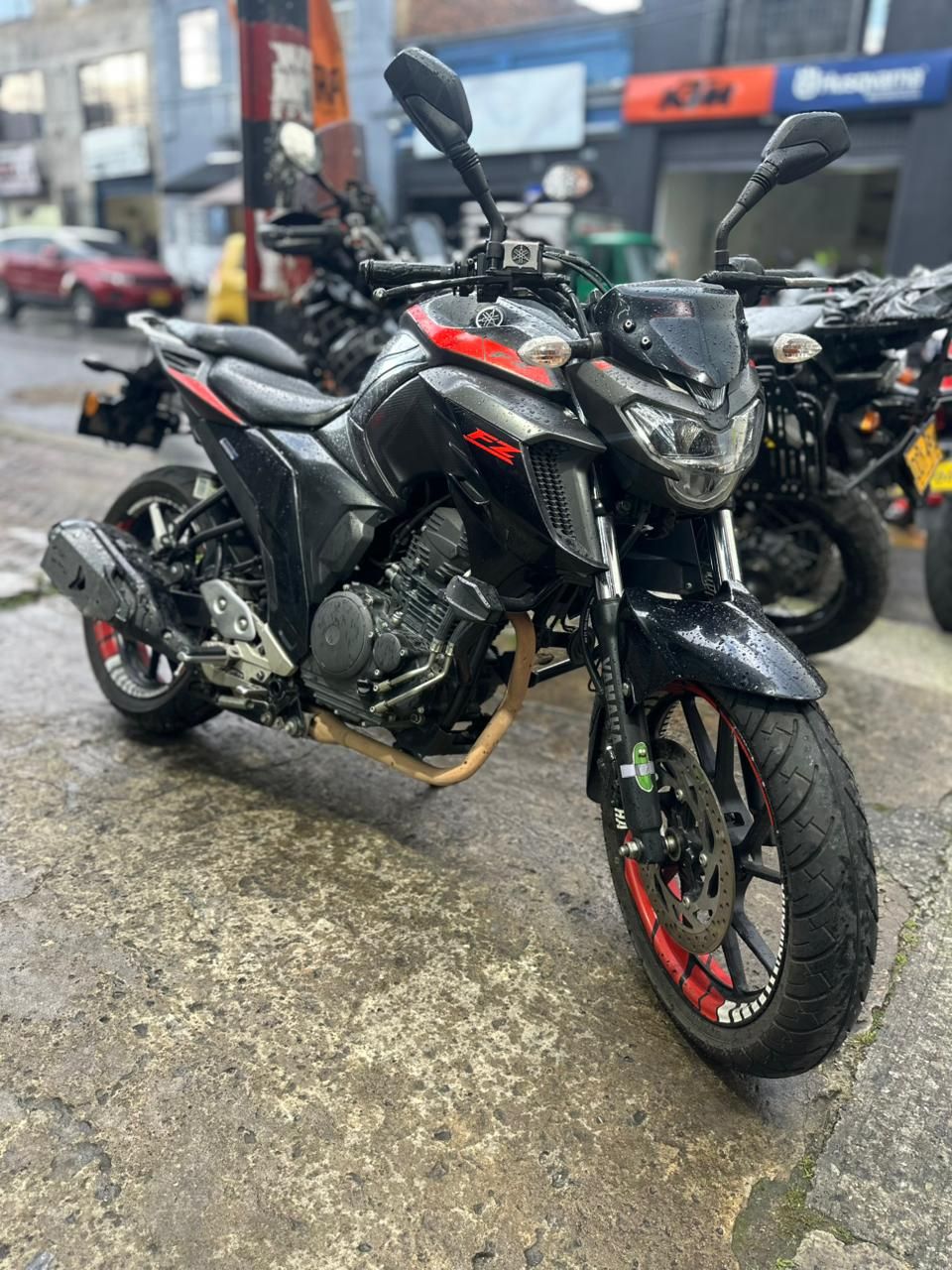 2021 Yamaha FZN250 Usada | Bogotá — imagen 3