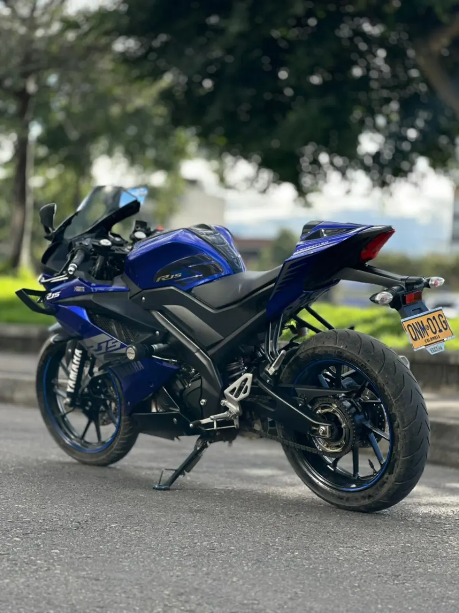 Yamaha R15 2023