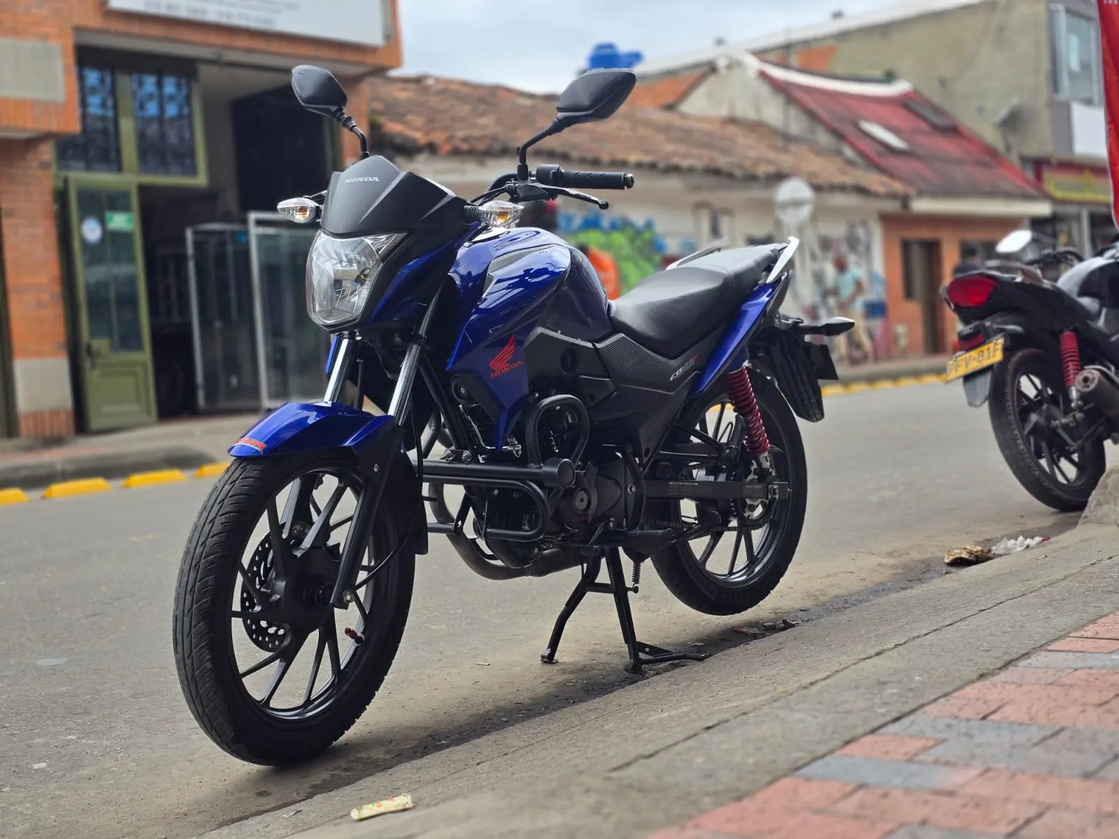Honda CB125F 2022