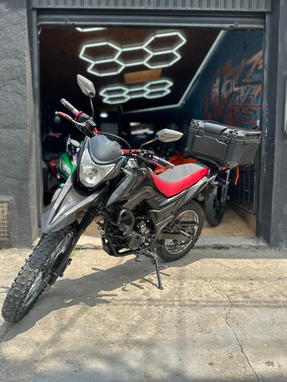 AKT AK 200 TTR  2023