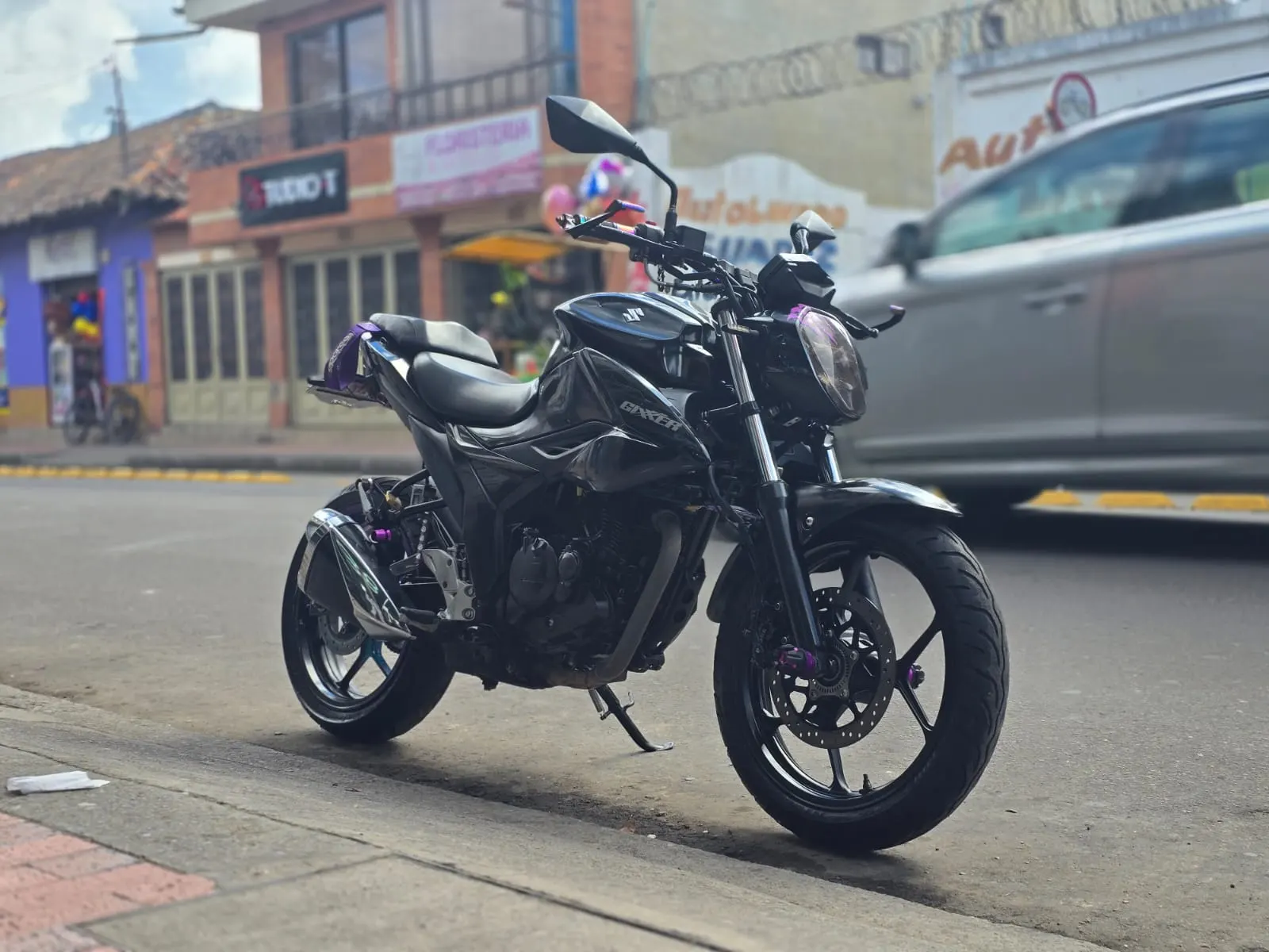 2025 Suzuki Gsx 150 Usada |Chia — imagen 4