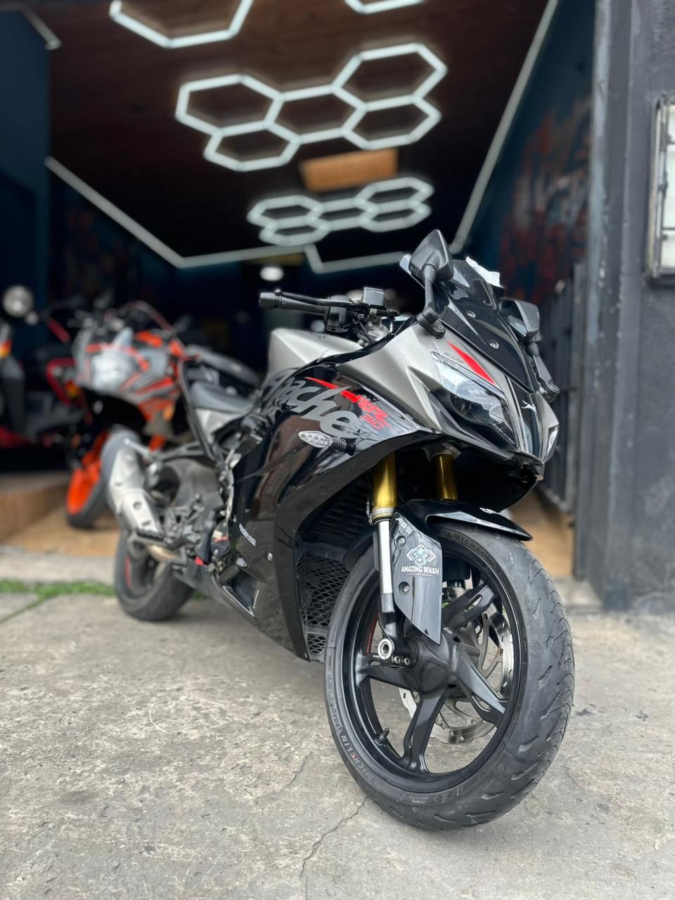 TVS Apache RR310 2022