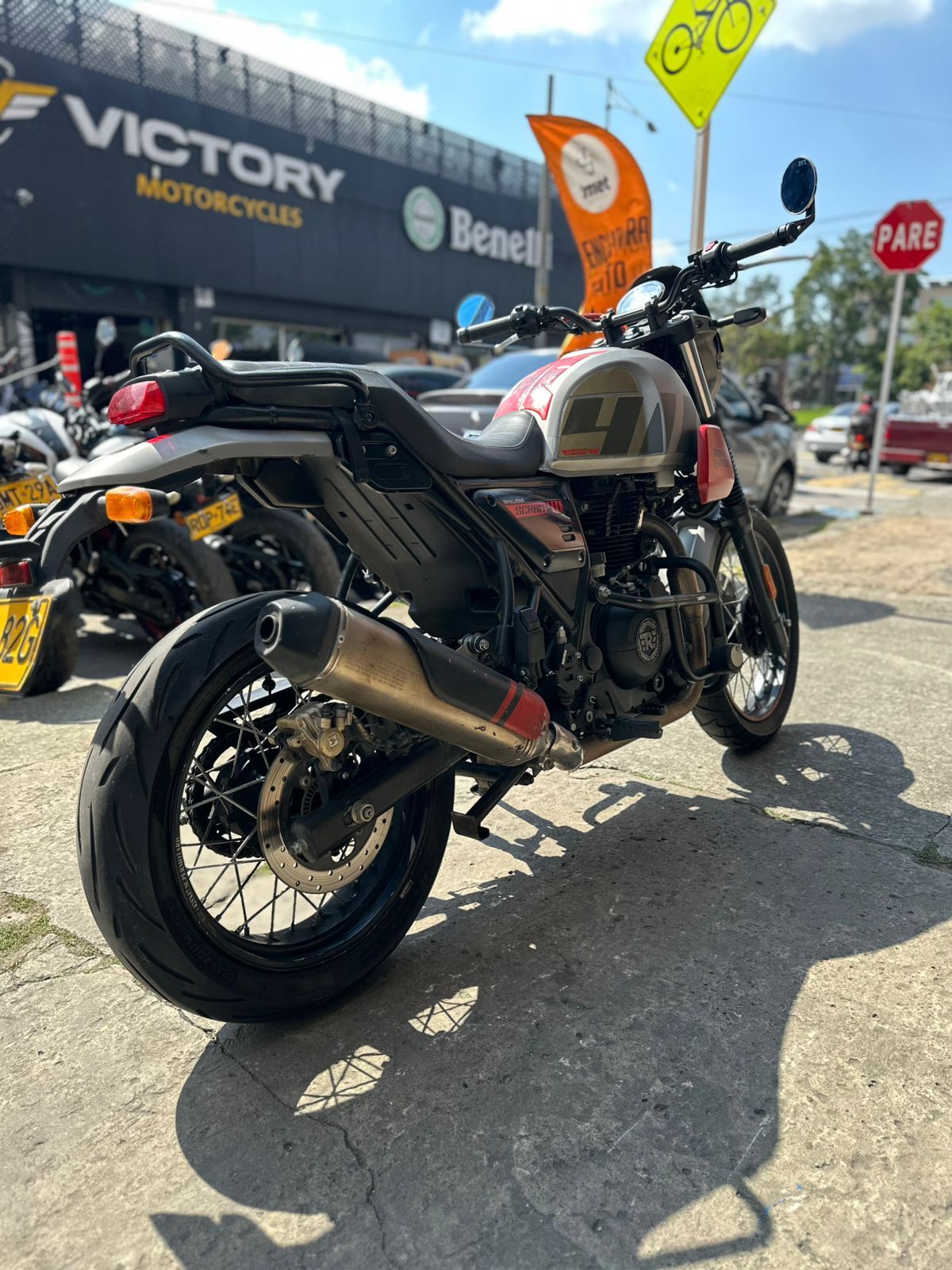 2024 Royal Enfield Scram Usada | Bogotá — imagen 2