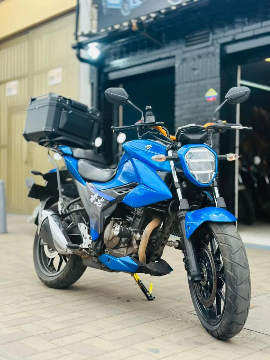 Suzuki Gixxer 250 2023