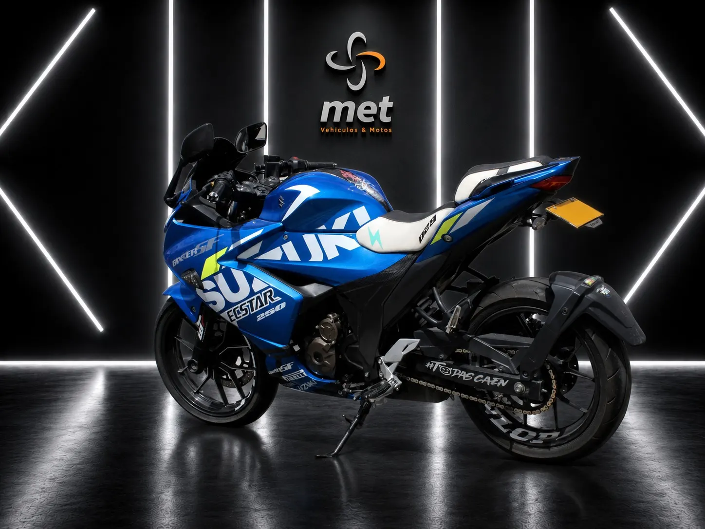 2024 Suzuki GIXXER 250 SF Usada | Bogotá — imagen 2
