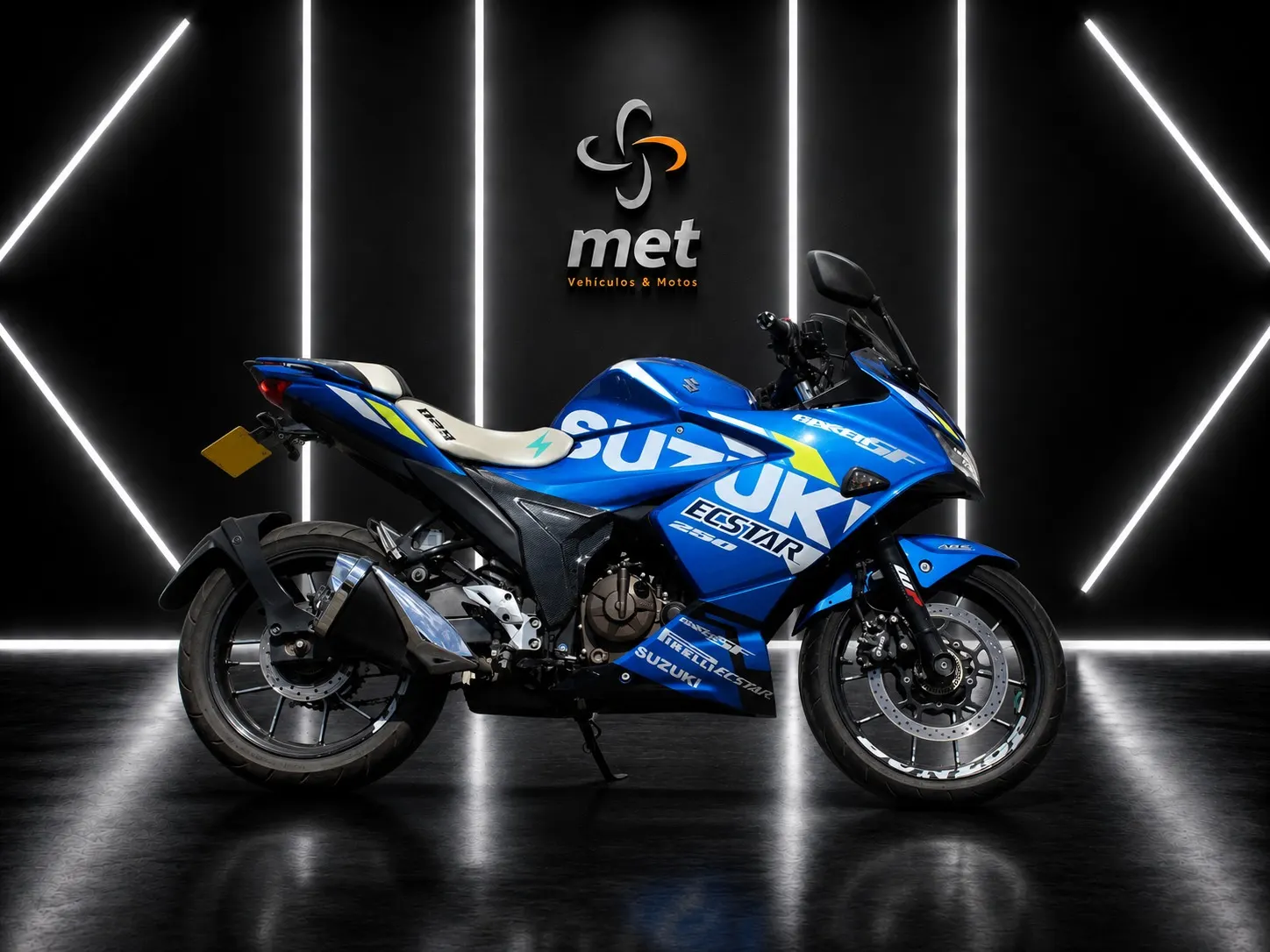 2024 Suzuki GIXXER 250 SF Usada | Bogotá — imagen 3