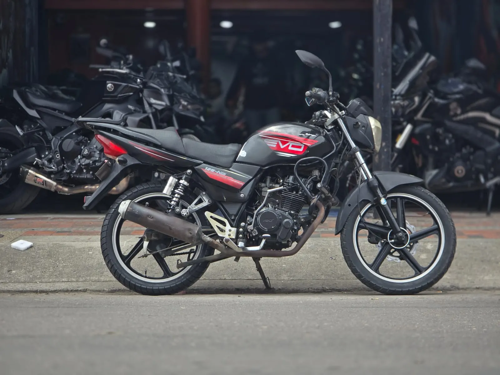 AKT AK 125 NE 2013