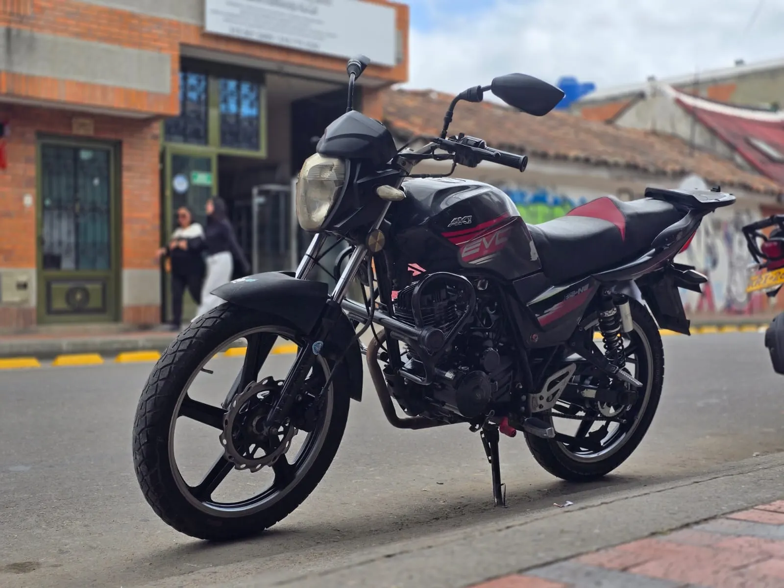 AKT AK 125 NE 2013