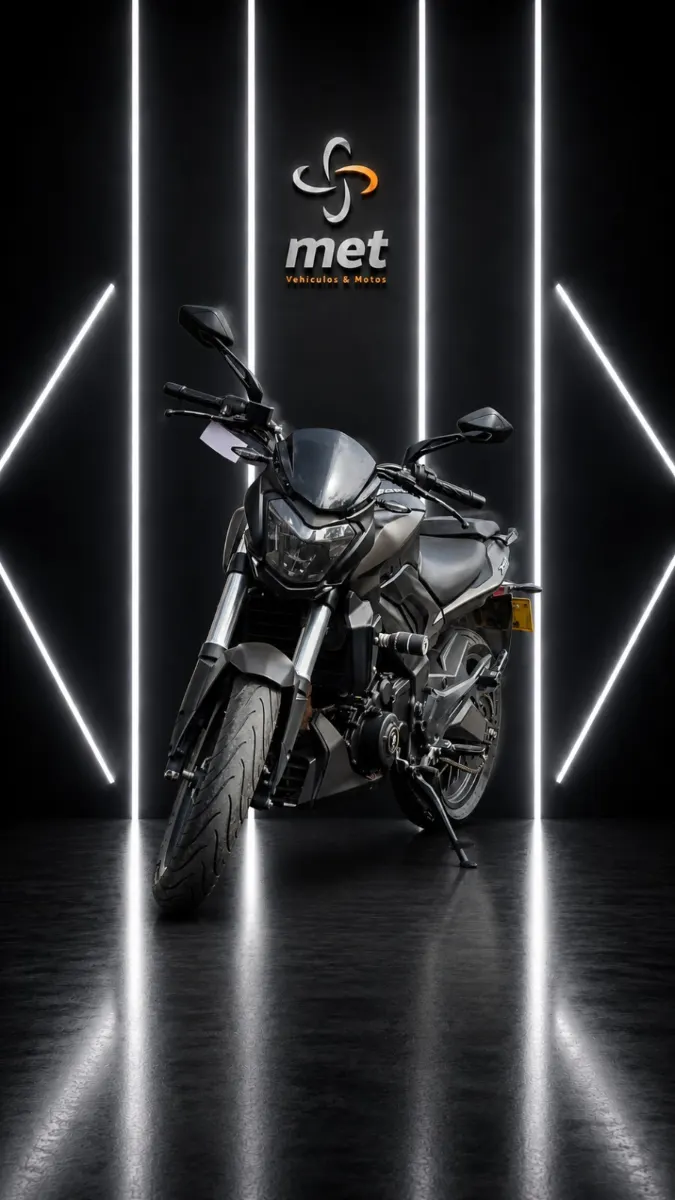 BAJAJ Dominar  D 400 2022