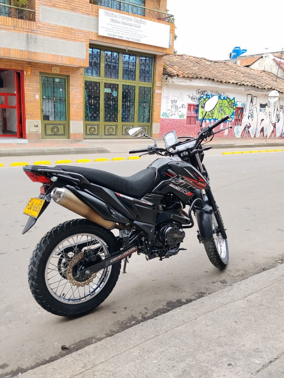 AKT AK 200 TTR  2023