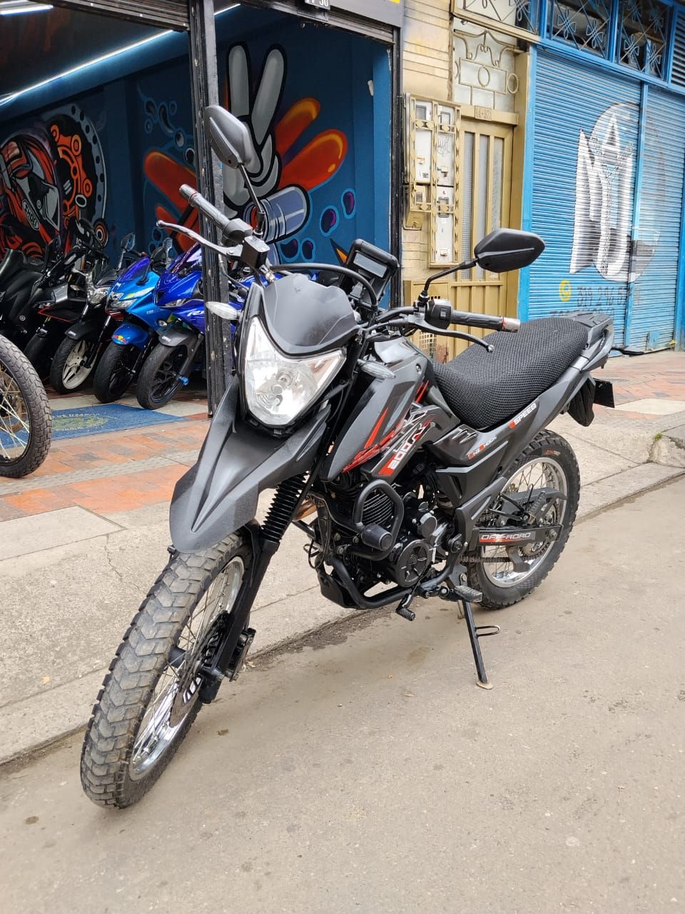 AKT AK 200 TTR  2023