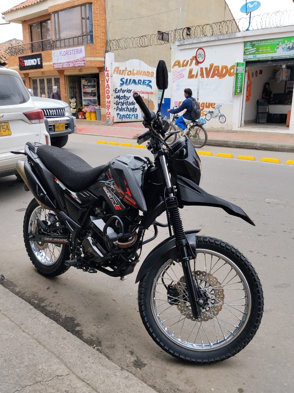 AKT AK 200 TTR  2023