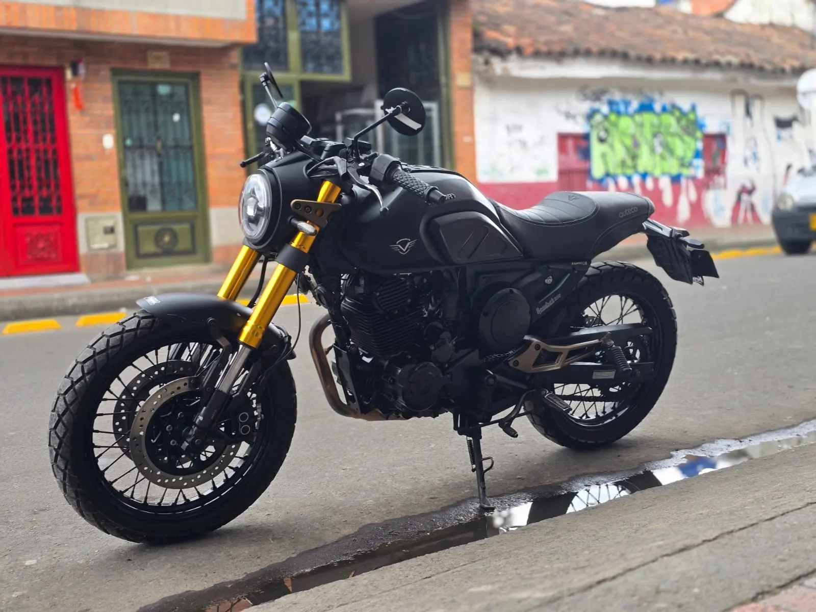 Victory Bomber 250 2023