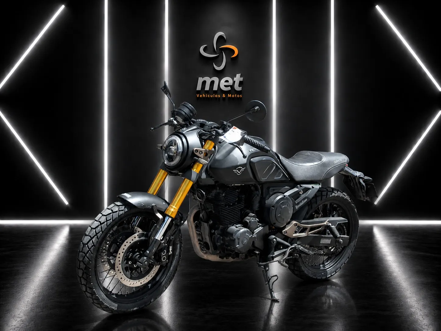 Victory Bomber 250 2023