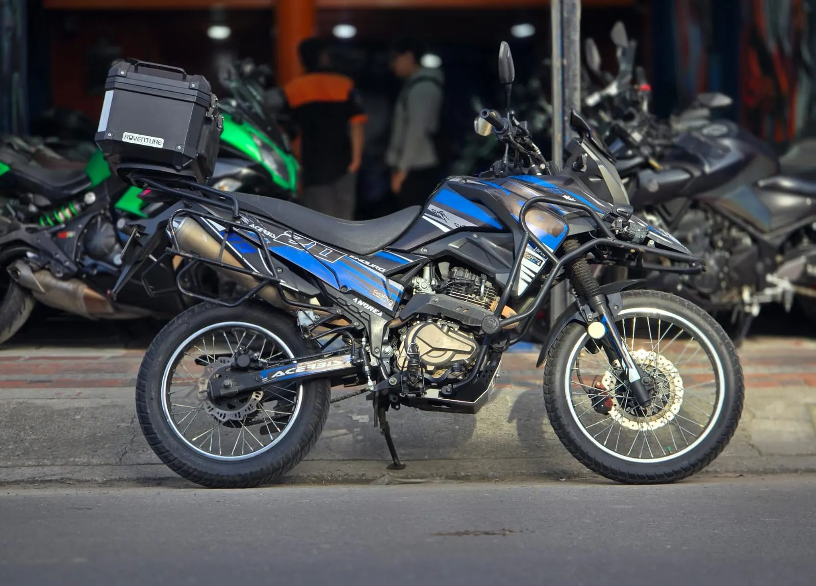 AKT AK 200 TTR  2024