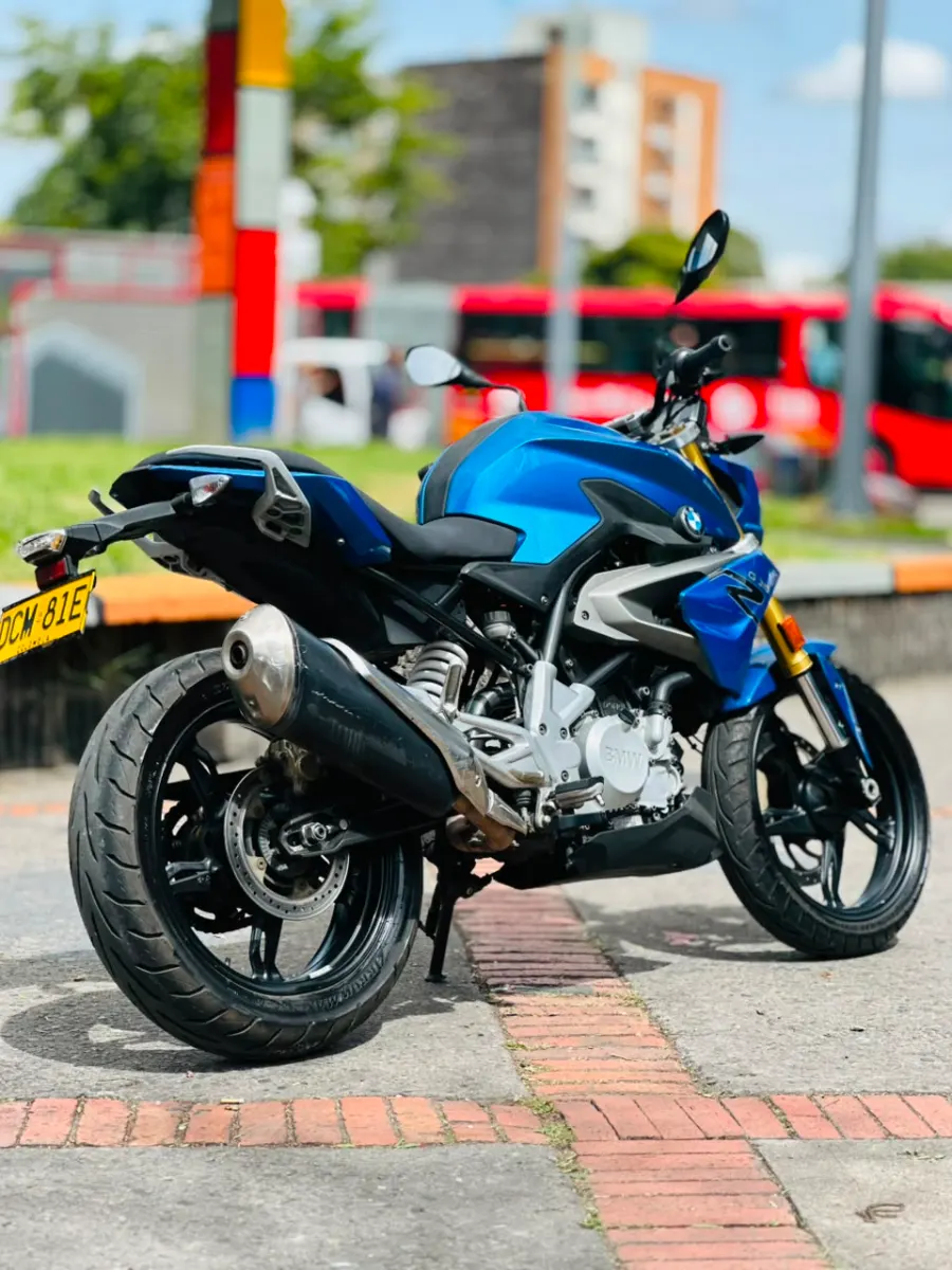 BMW G310R 2017
