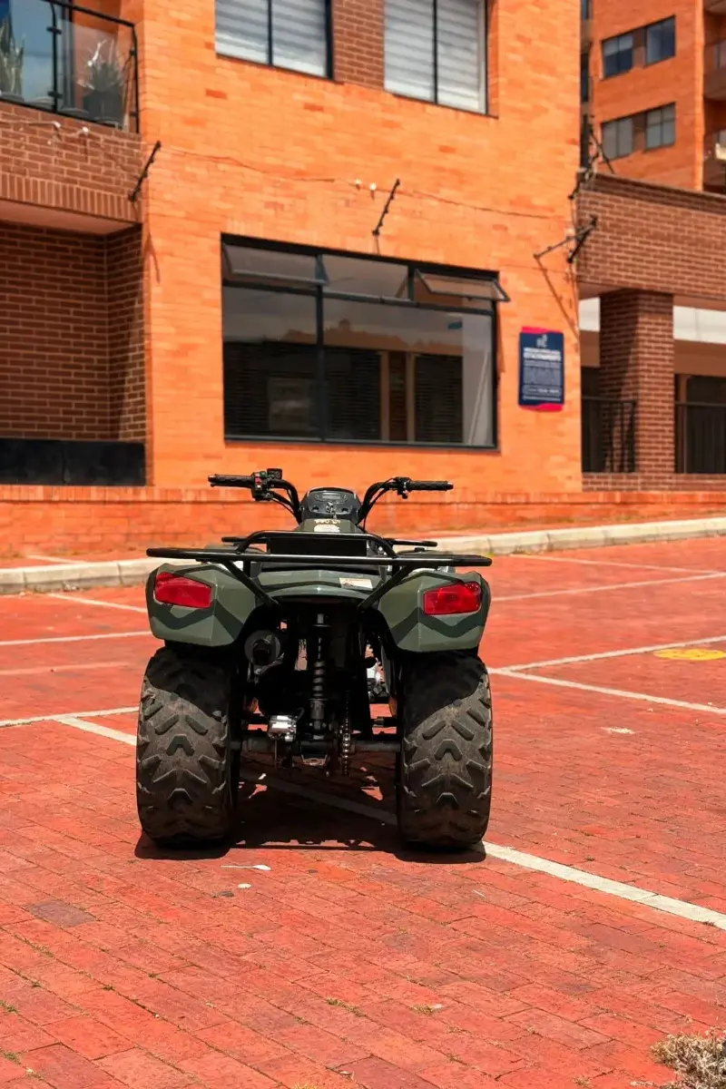 2017 Arctic Cat CUATRIMOTO Usado | Chia — imagen 4