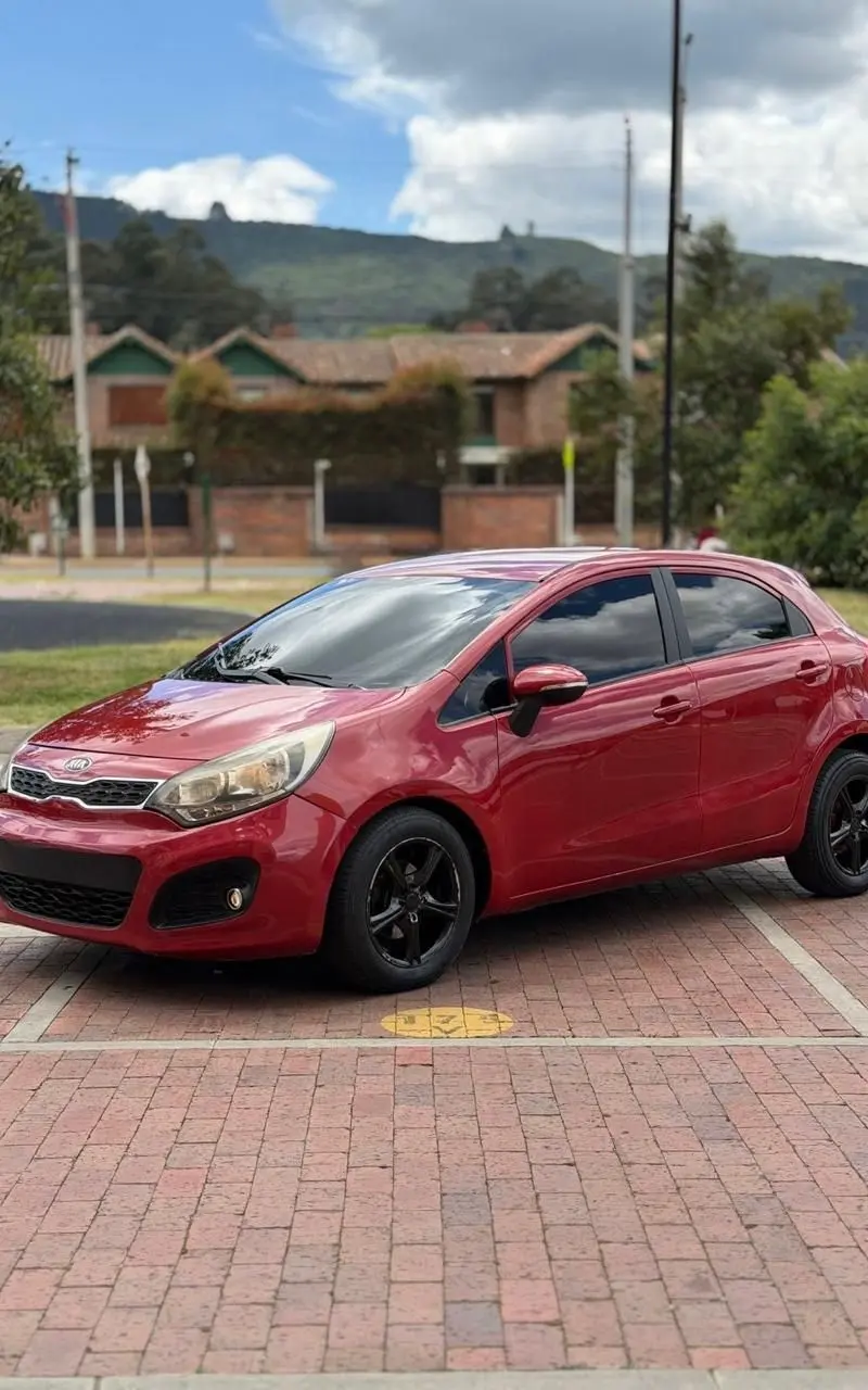 KIA RIO UB EX 2014