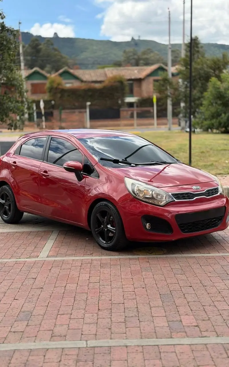 KIA RIO UB EX 2014