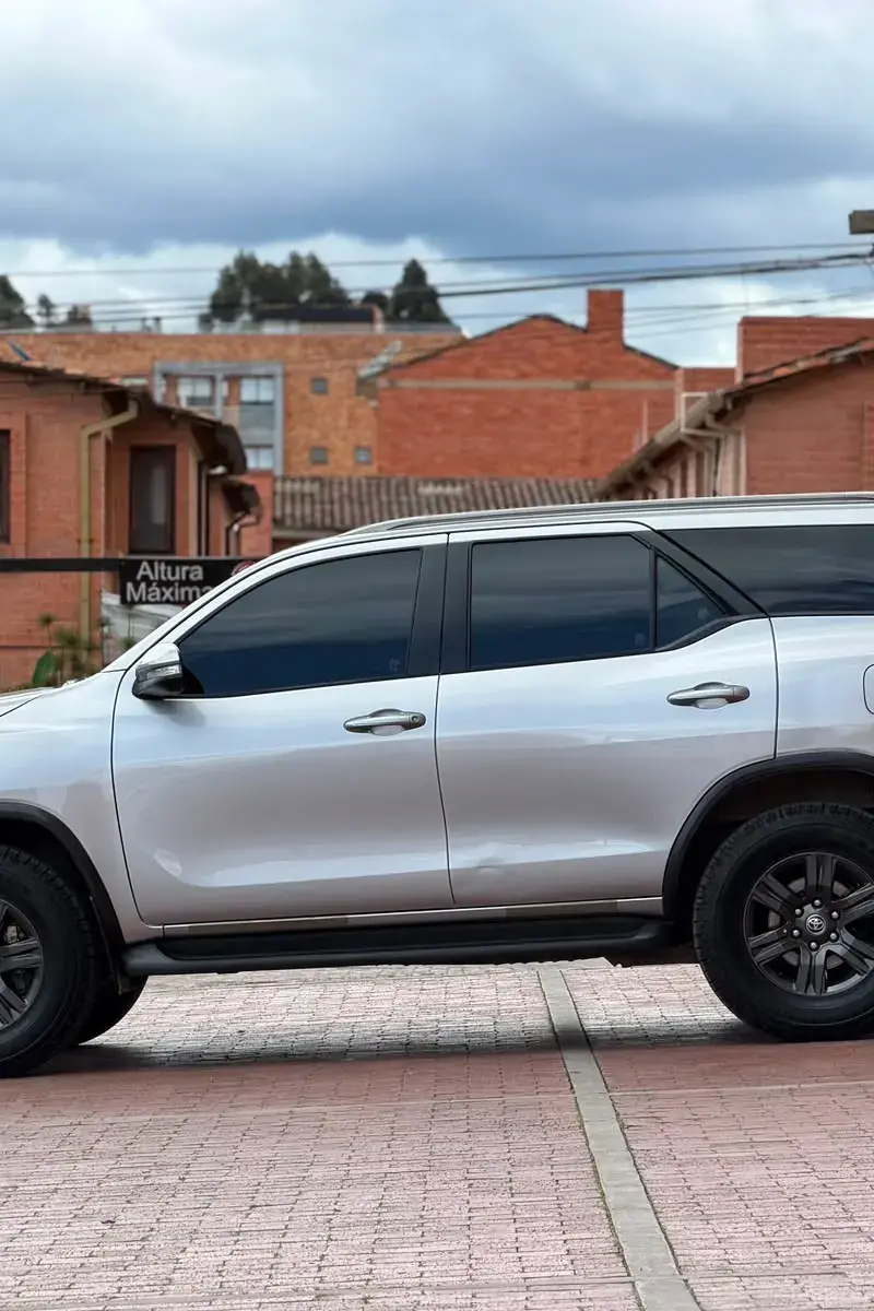 2017 Toyota FORTUNER 2.7 4X2 Usado |Chia — imagen 11