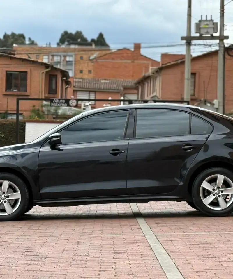 New Jetta  2.5 2013