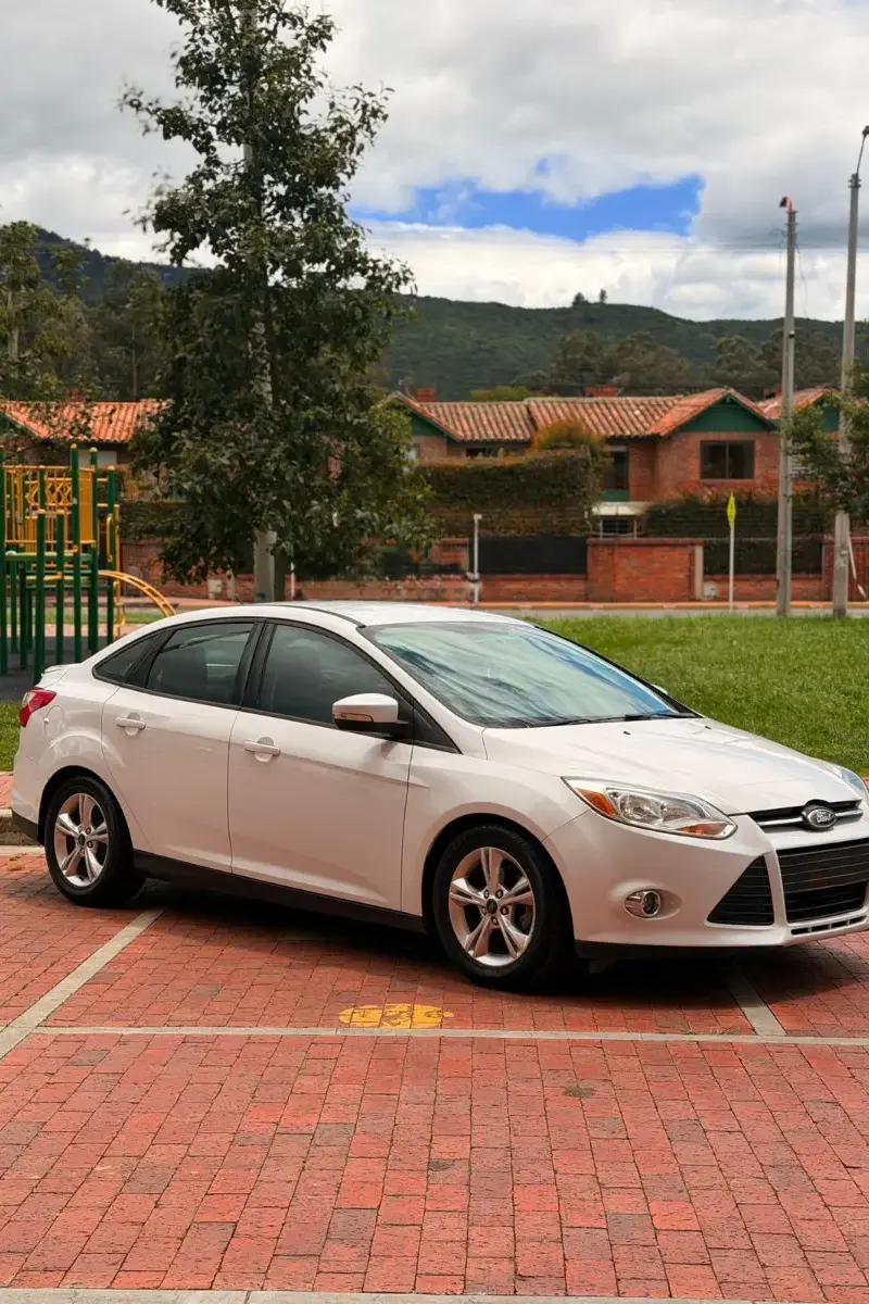 2013 Ford FOCUS SE Usado |Chía — imagen 3