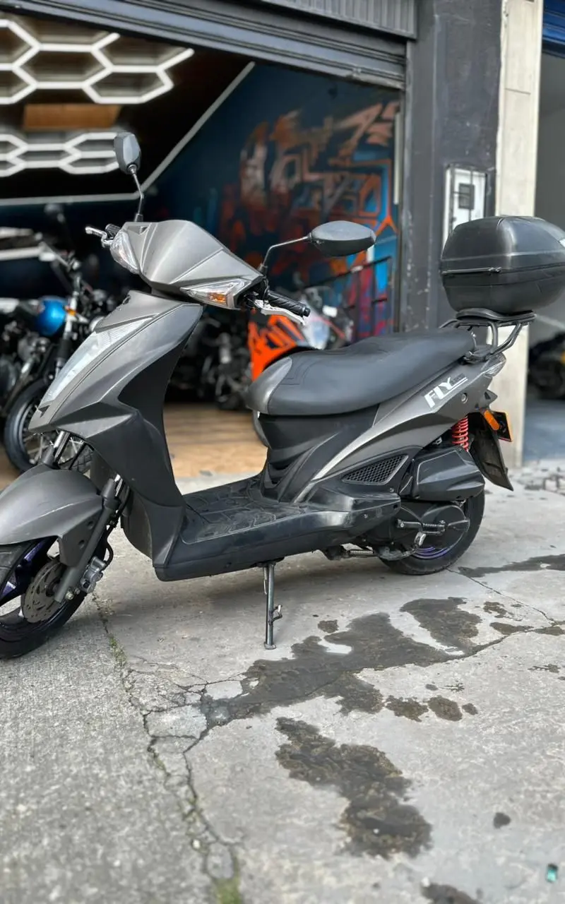 2016 KYMCO FLY 125 Usada |  Bogotá — imagen 1