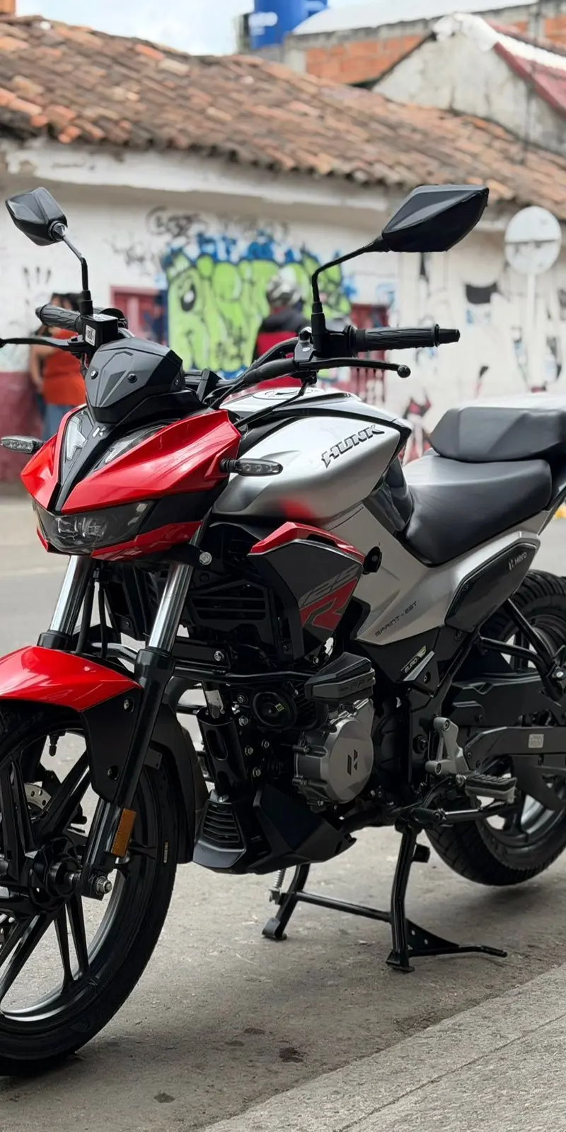 Hero Hunk 125R 2024