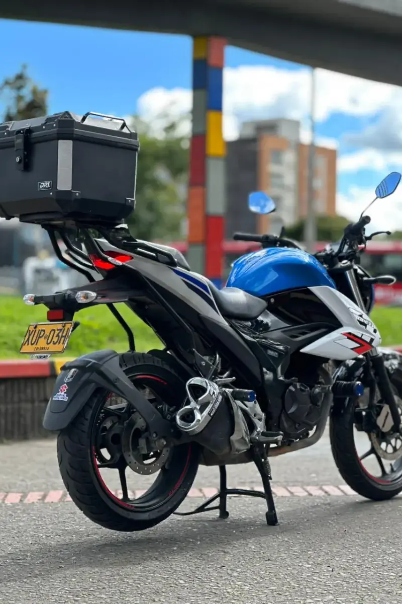 2026 Suzuki Gixxer 150 FI ABS Usada | Bogotá — imagen 2