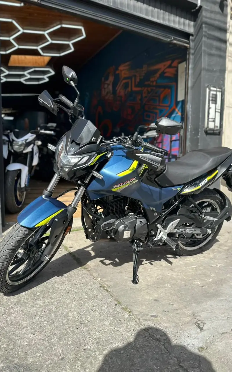2026 Hero Hunk 160 Usada | Bogotá — imagen 1