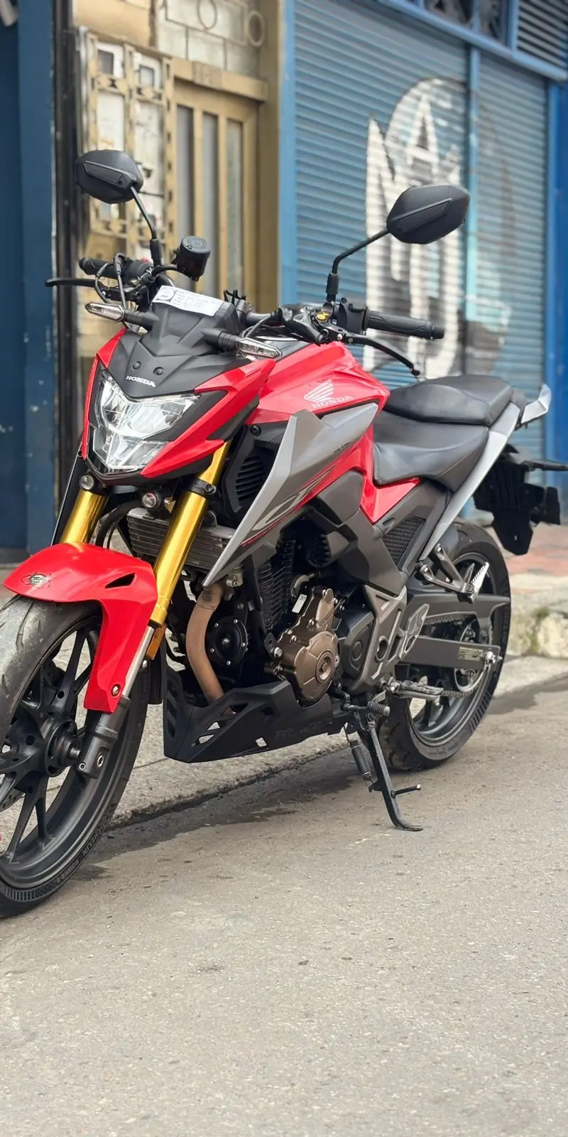 Honda CB300F 2024
