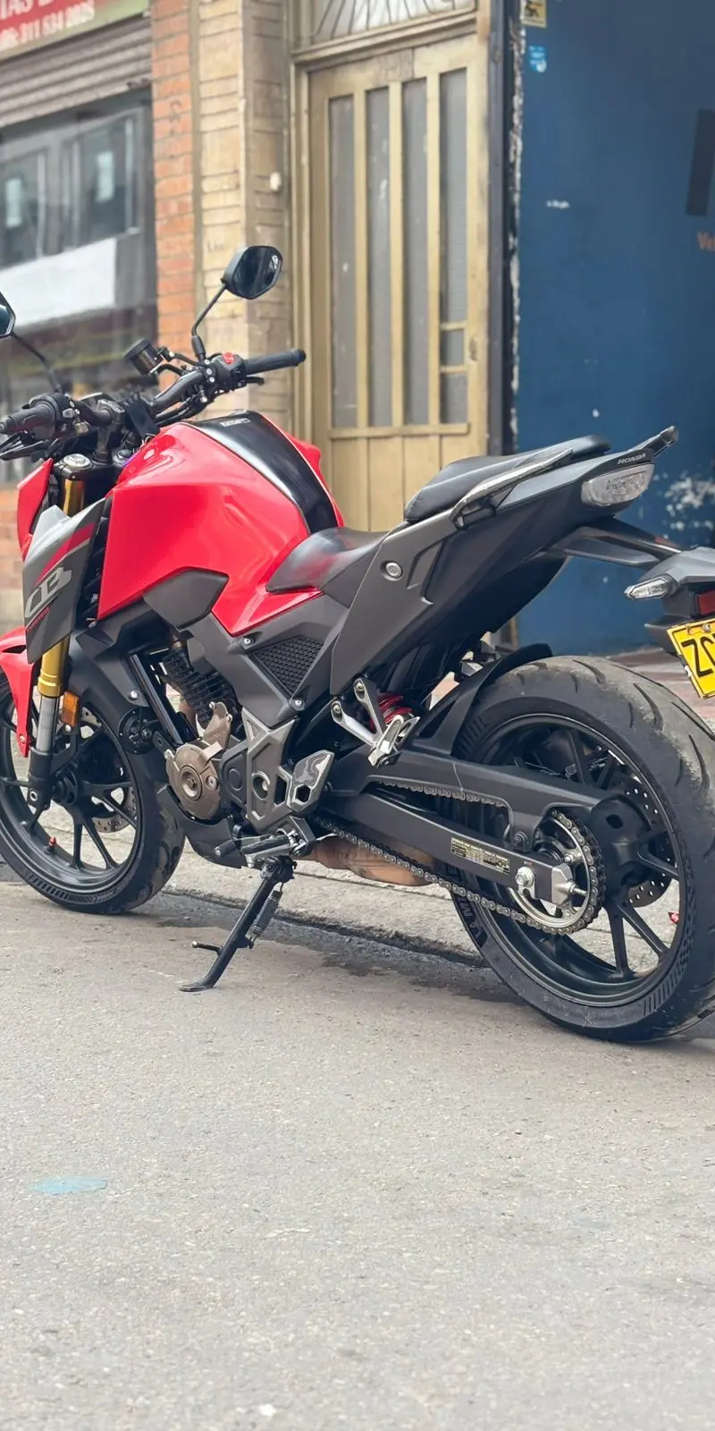 Honda CB300F 2024