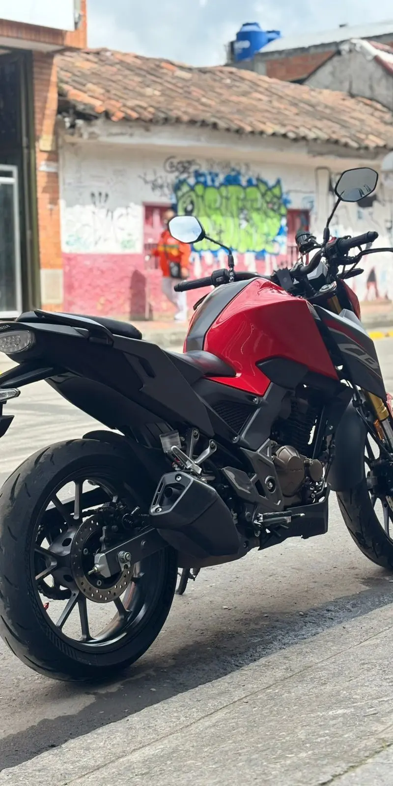 Honda CB300F 2024