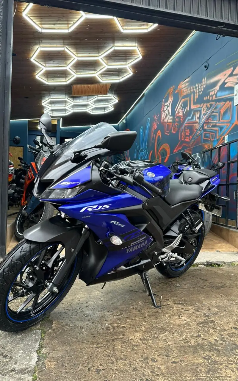 Yamaha R15 2023