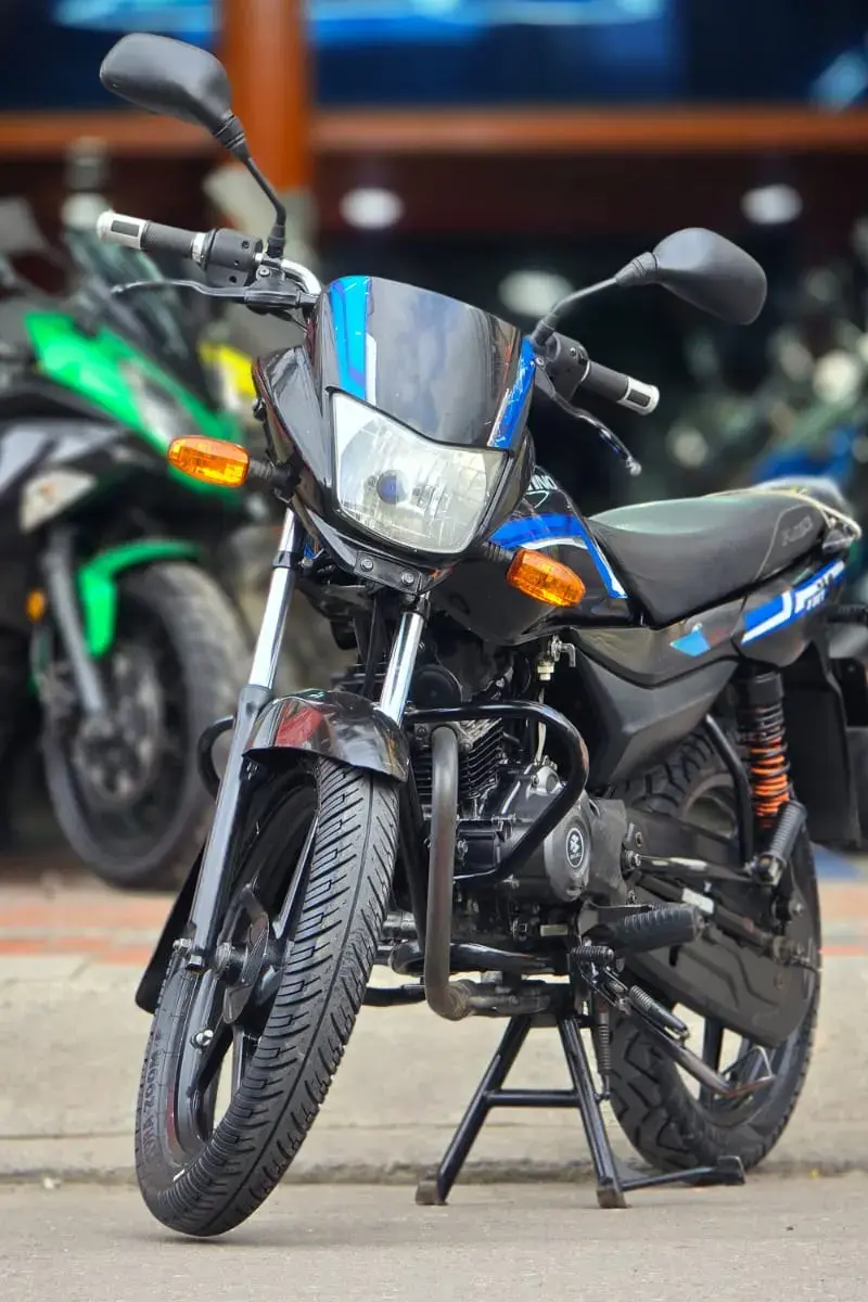 BAJAJ Platino 110 2017